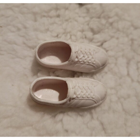 Vintage Ken Barbie Doll Size White Sneakers Tennis Shoes Hong Kong - Picture 4 of 4